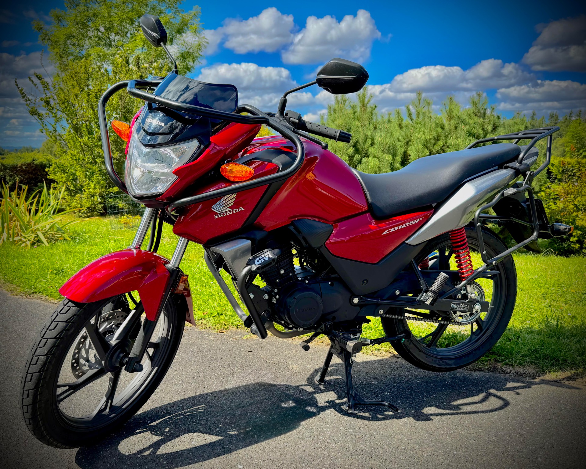 Honda CB125F